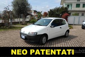 FIAT PUNTO NEO PATENTATI 1.2-Benzina rif.179C