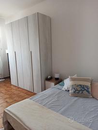 Camera con balcone studentesse o lavoratrici