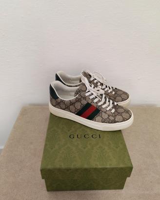 Sneaker Gucci Ace donna con dettaglio Web

