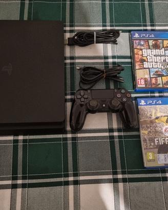 PlayStation 4 slim 