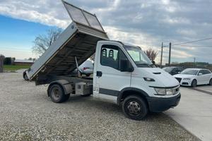 Iveco Daily 35C14 3.0Hpi TDI TRILATERALE 