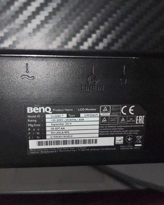 3 Monitor LCD