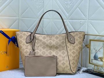 Borsa a mano Louis Vuitton LV Hina