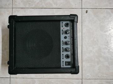 amplificatore per chitarra elettrica 