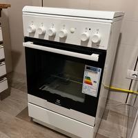 Fornello a gas e forno Elettrolux