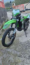 Moto 125 enduro