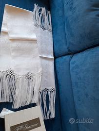 set 2 asciugamani in lino con frange