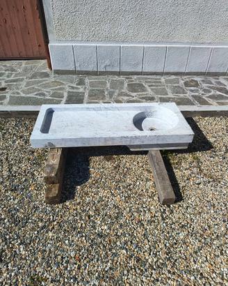 Lavandino in marmo tipo genovese