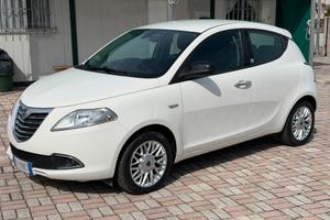 Lancia Ypsilon 1.2 69 CV 5 porte GPL Ecochic Gold