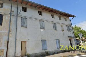 Casa accostata - Capriva del Friuli