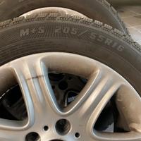 cerchi in lega Con gomme invernali BMW serie 1 . 