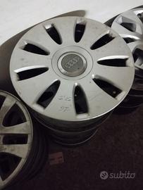 Cerchi Audi A3 Q2 Q3 TT 17 pollici usati