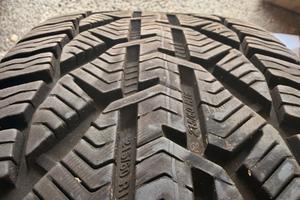 Gomme invernali con cerchi Audi