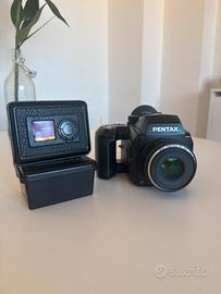 Pentax 645N + 75mm f/2.8 AF + 2 magazzini