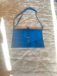 Borsa blu in vera pelle artigianale nuova