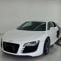 Audi R8 4.2 V8 FSI quattro R tronic