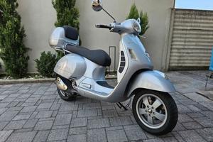 Piaggio Vespa 300 GTS - 2006