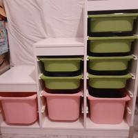 mobile Ikea trofast con contenitori