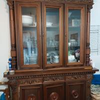 Mobili in legno stile classico 