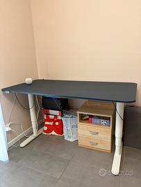 Scrivania elettrica regolabile Ikea BEKANT 160x80