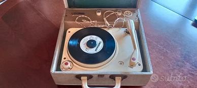 Giradischi Portatile Vintage "Winner" a Valigetta