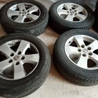 Gomme e cerchi freemont