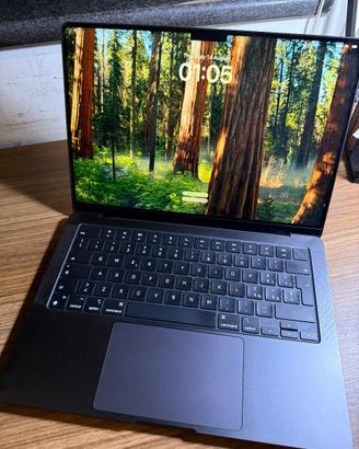 MacBook Pro 14.2" M3 Pro 18GB 512GB batteria 99%