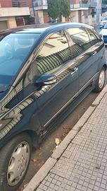 Mercedes b200