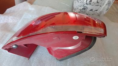 Faro  post destro Seat Altea XL