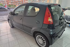 Peugeot 107 1.0 68CV 5p. Sweet Years SOLI 100000 K