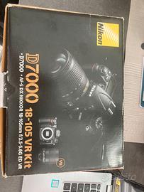 Reflex Nikon D7000 + Obiettivo 18-105mm VR