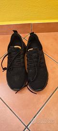 Scarpe nere, come nuove, 42,5 con suola Fresh Foam