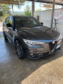 Alfa romeo stelvio 2.2 210 cv Q4 veloce tetto pan.