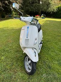 Splendida Vespa S 50