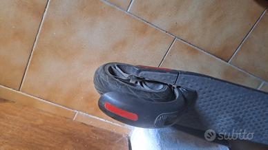 monopattino ninebot segway es2