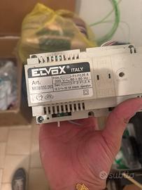 Alimentatore elvox