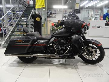 Harley-davidson Street Glide C.V.O.