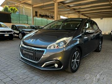 Peugeot 208 PureTech 82 5 porte Allure