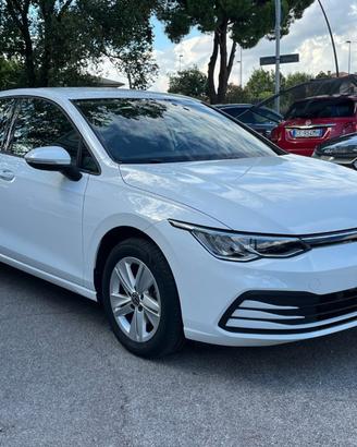 VOLKSWAGEN Golf 1.0 eTSI MHEV EVO DSG Life - PRO