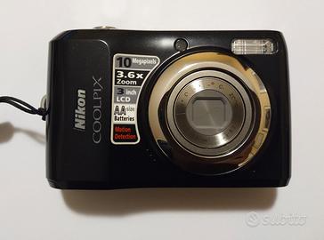 Macchina fotografica Nikon Coolpix 