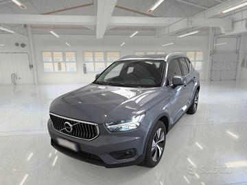 VOLVO XC40 T5 PLUG-IN HYBRID RECHARGE INSCRIPTION 