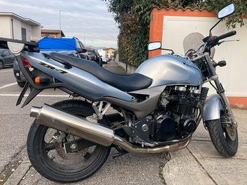 Kawasaki ZR7 750 2003