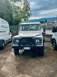 DEFENDER