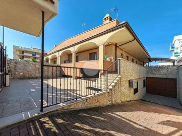 VILLA SINGOLA A MANFREDONIA