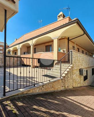 VILLA SINGOLA A MANFREDONIA