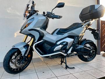 Honda XADV 750 7000 km