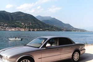 Jaguar xj8