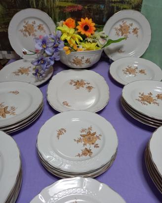 Set di piatti Tognana Royal Porcellana d’Italia.