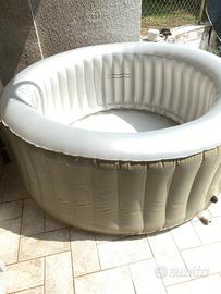 Piscina jacuzzi