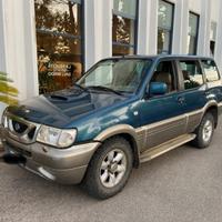 Nissan terrano II 2.7 tdi 5 porte